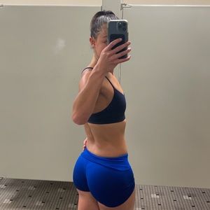 ombre butt scrunch workout shorts